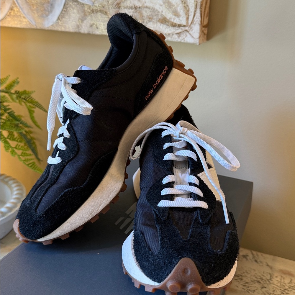 👟 New Balance Women’s 327 Sneakers - Picture 11 of 11